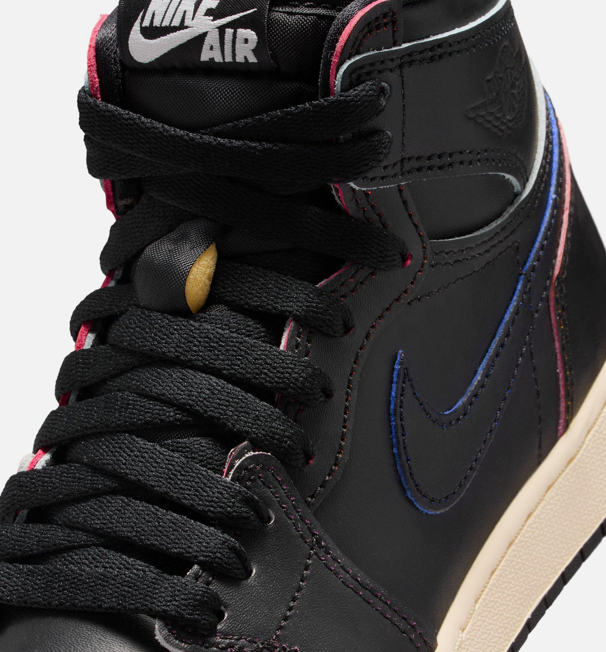 Air Jordan 1 Retro High OG Black Muslin Grade School Shoes