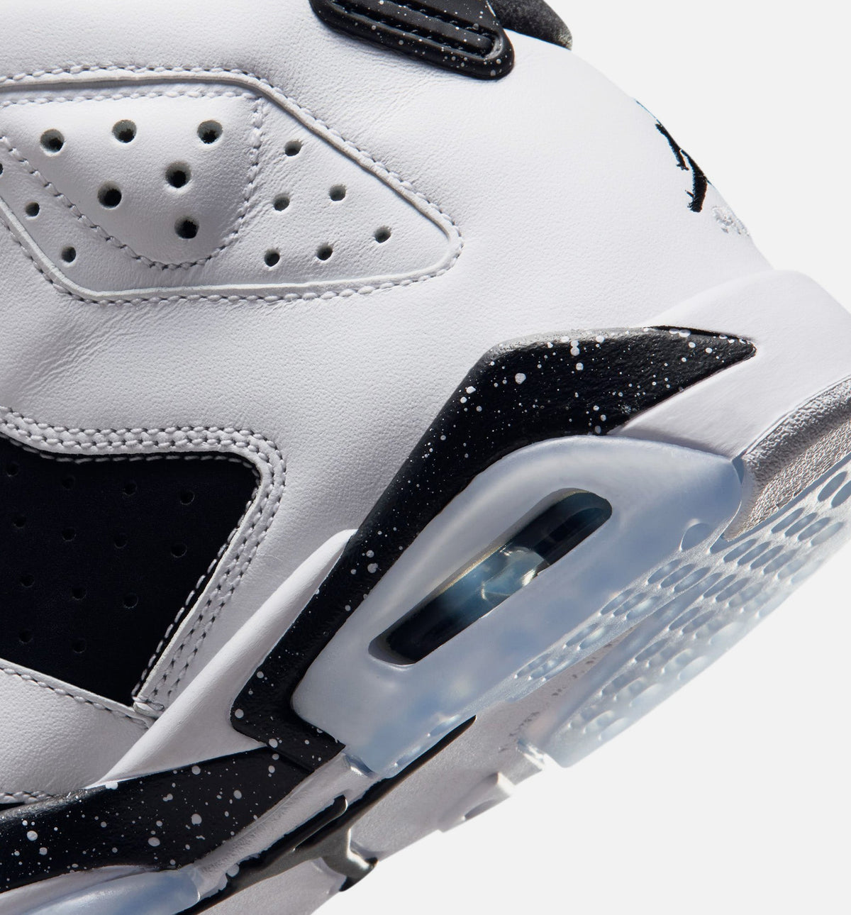 Air Jordan 6 Retro Black and White Grade School Lifestyle Shoes - Black / White