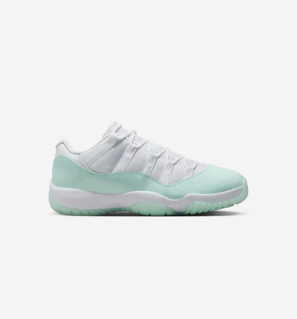Air Jordan 11 Retro Low Igloo Women's Lifestyle Shoes - White / Igloo