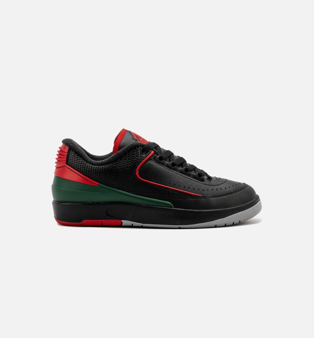 Air Jordan 2 Retro Low Christmas Grade School Shoes