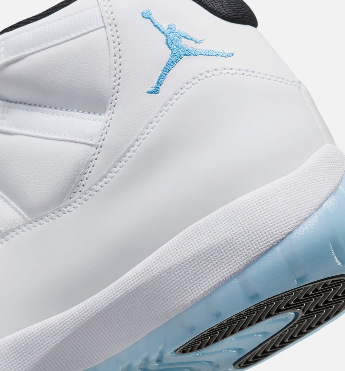 Air Jordan 11 Retro Legend Blue Men's Lifestyle Shoes - White / Legend Blue / Black