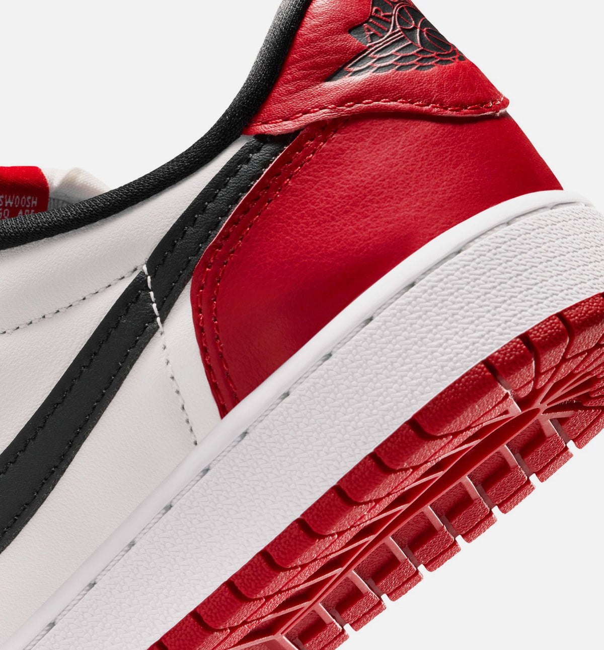 Air Jordan 1 Retro Low OG Chicago Grade School Shoes