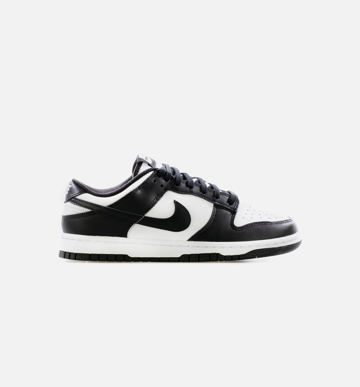 Dunk Low Men's Lifestyle Shoes - Black / White